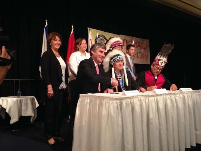 Premier Stephen McNeil and Chief Leroy Denny
