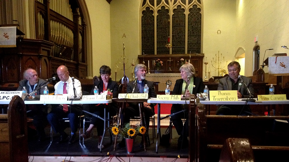 Candidates discuss refugee issues.