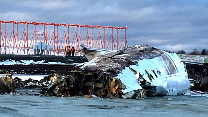 The tail of the 747 jet that ran off the runway at the Halifax airport was removed on Saturday.