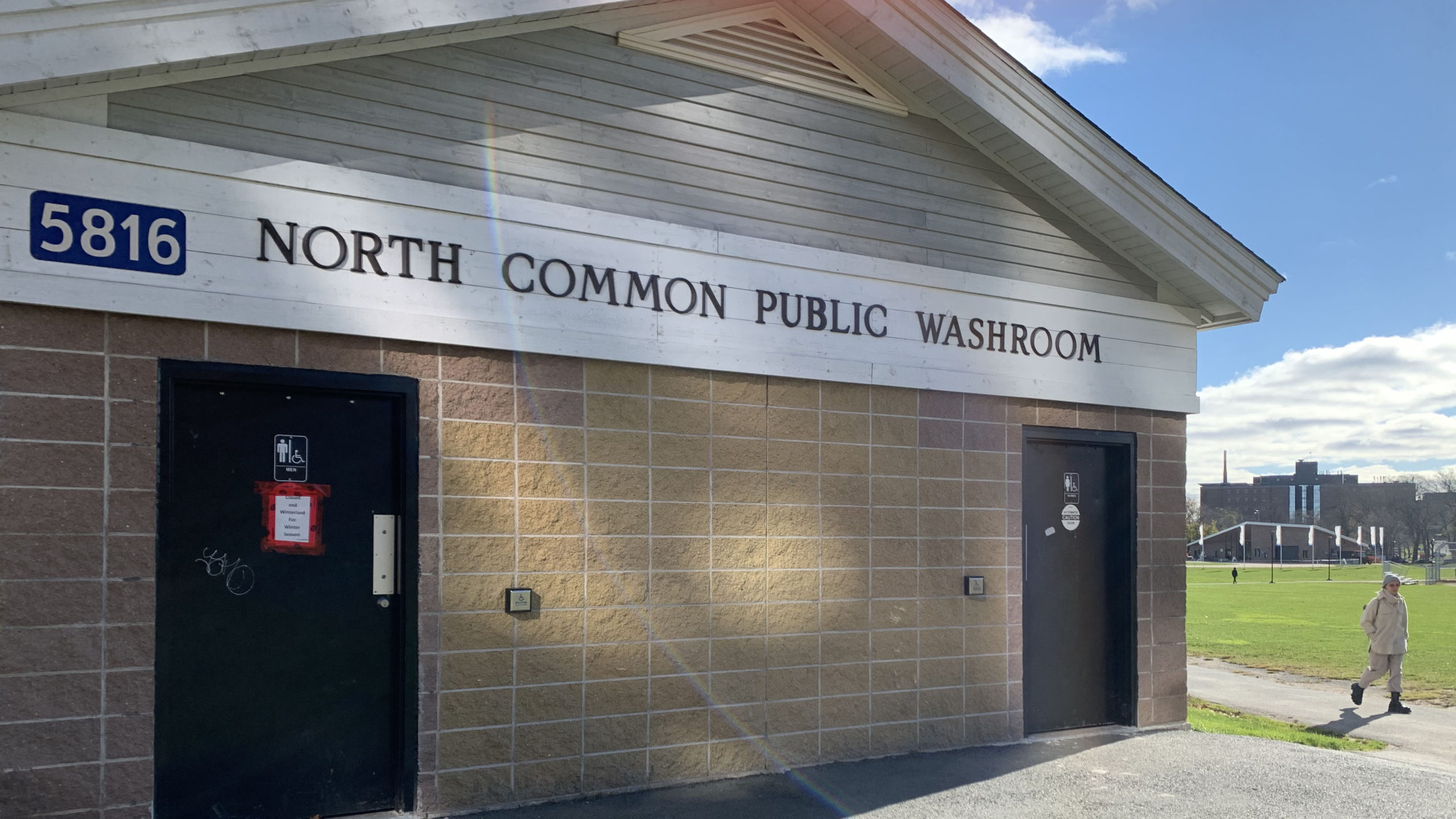 A sign on the North Common Public Washroom reads "Closed and winterized for winter season."