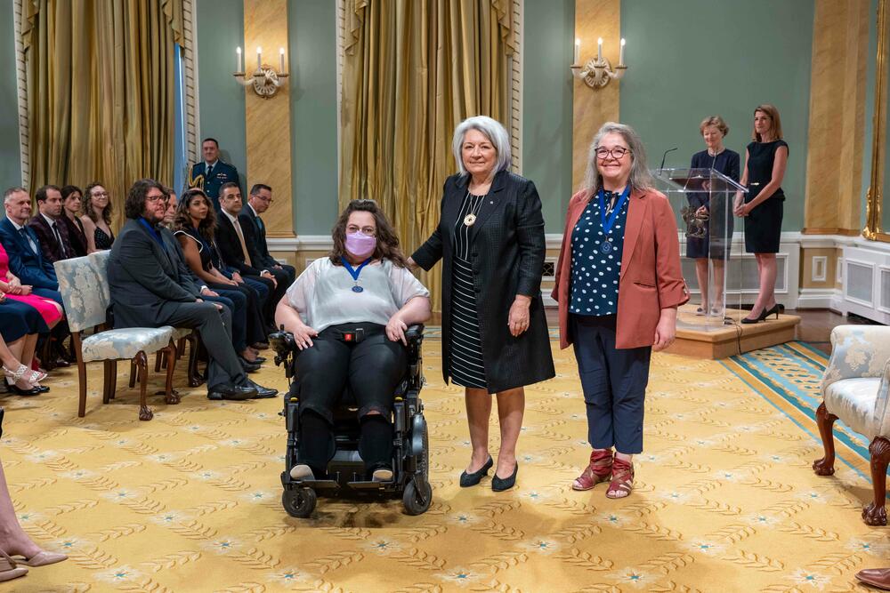Her Excellency the Right Honourable Mary Simon, Governor General of Canada, presented the 2021 and 2022 Michener Awards for meritorious public service journalism, as well as the 2022 and 2023 Michener-Deacon Investigative Fellowship and Michener-L. Richard O’Hagan Educational Fellowship, at a ceremony that was held at Rideau Hall on June 16, 2023.
