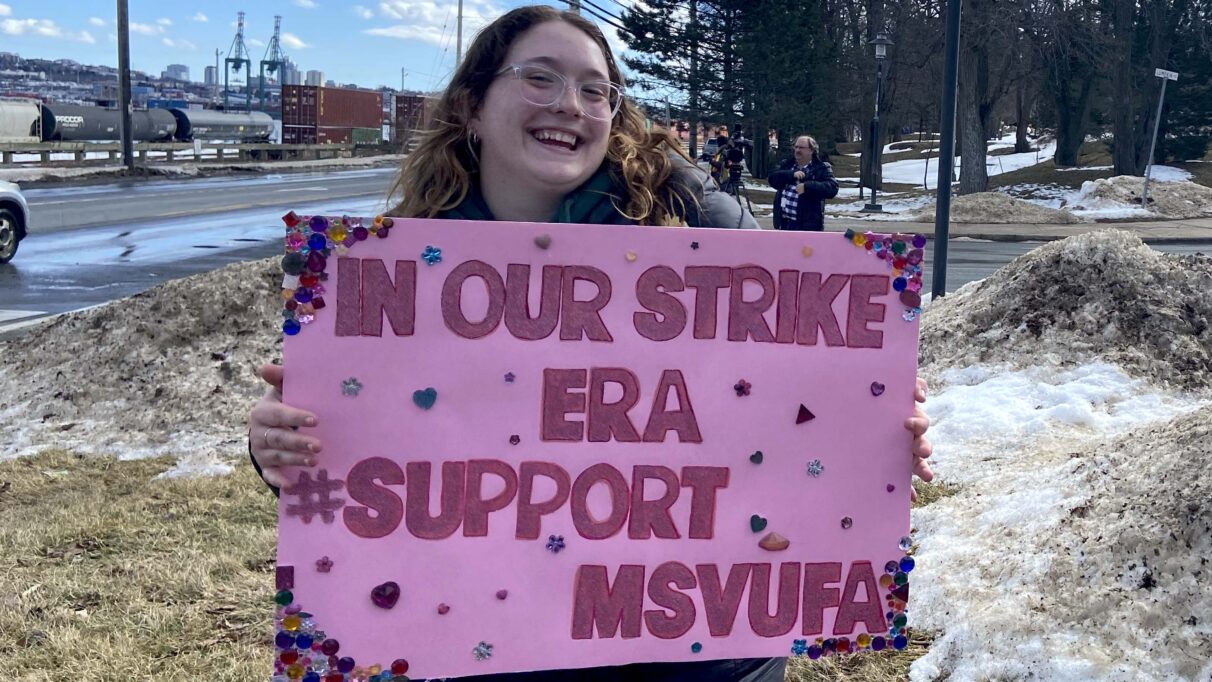 MSVU strike supported by students, who made their own signs in support